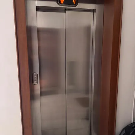 Premium 2 Апартаменты *